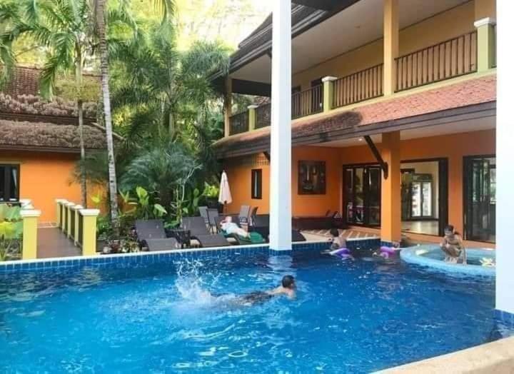 Villa Chaya Khao Lak Eksteriør bilde