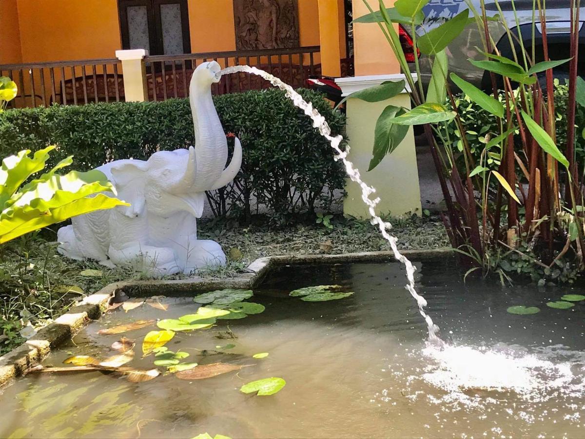 Villa Chaya Khao Lak Eksteriør bilde