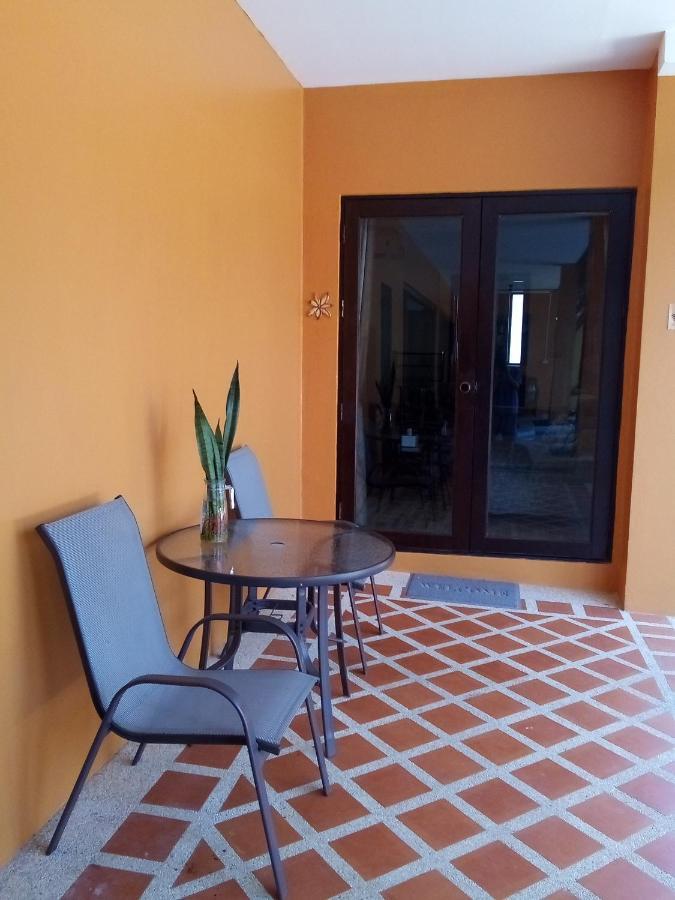 Villa Chaya Khao Lak Eksteriør bilde